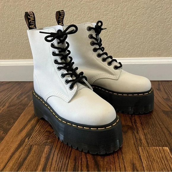 DR. MARTENS 1460 Pascal Max Optical White Platform Boots Women’s Size 6 Sold Out - Picture 4 of 15